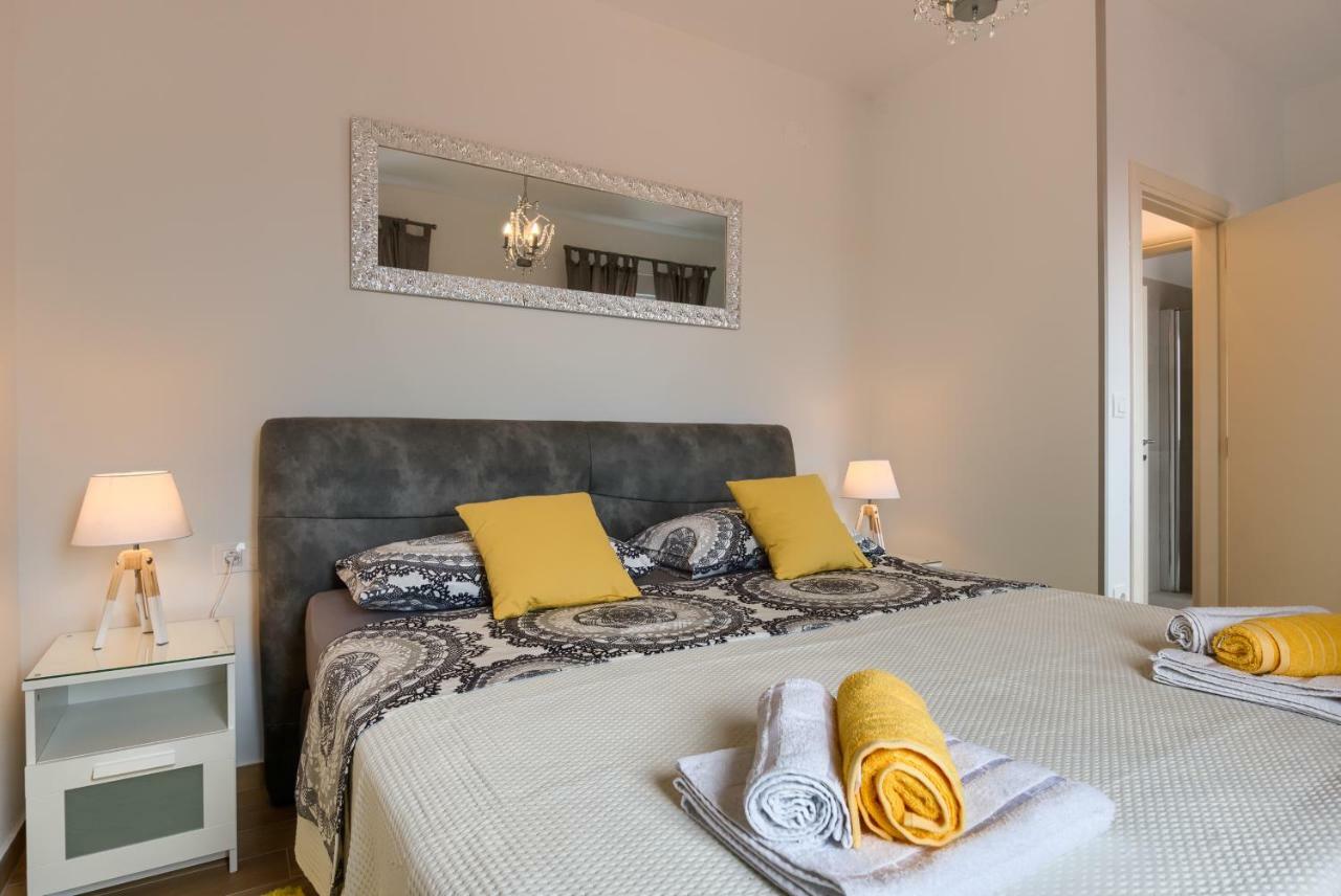 Apartments Dream In Arena 1 Pula Center Free Parking Exterior foto